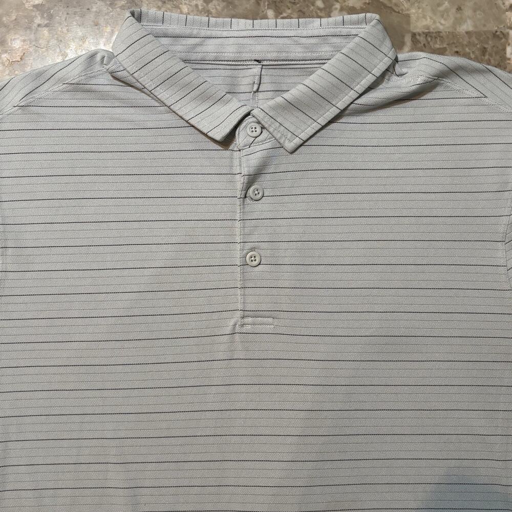 Lululemon Polo Shirt Mens XL Grey Striped Short Sleeve Evolution Golf Tennis